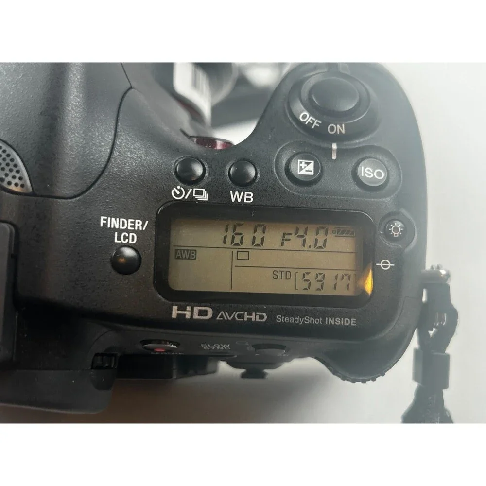 Sony Alpha A77 SLT-A77 24.3MP Digital SLT Camera Lot Photography Batteries